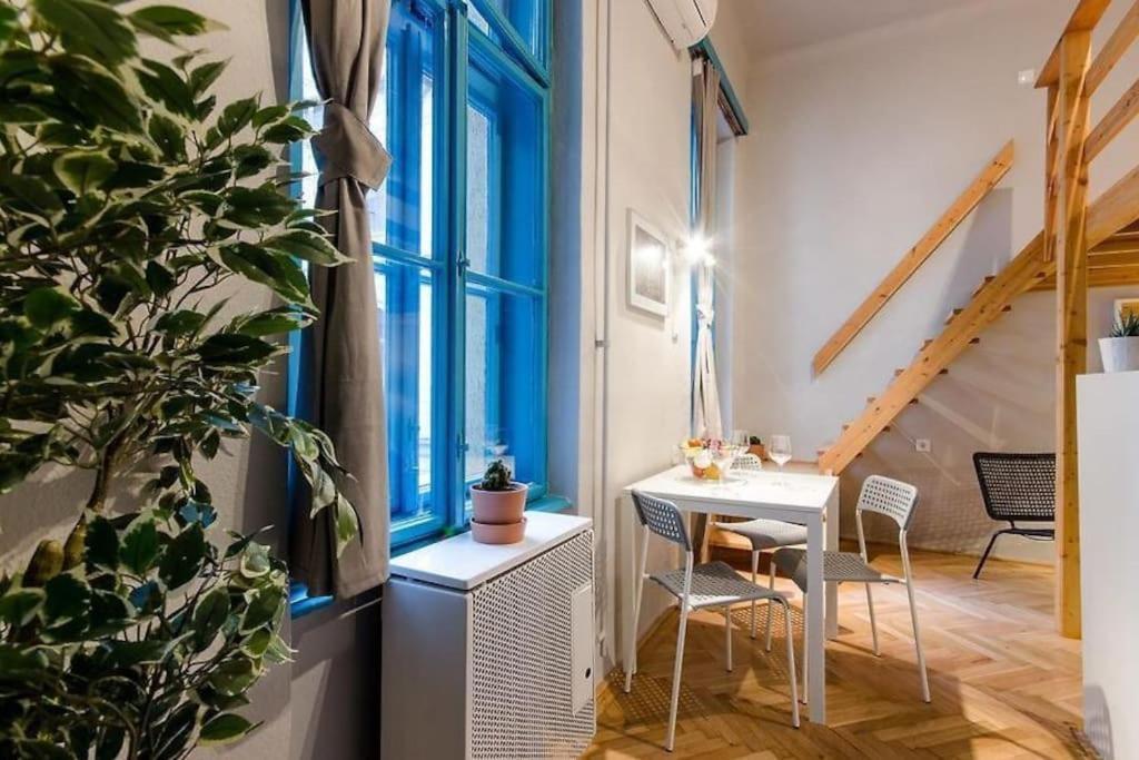 Blue Lotus Apartment T50 Будапеща Екстериор снимка