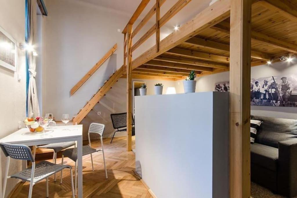 Blue Lotus Apartment T50 Будапеща Екстериор снимка
