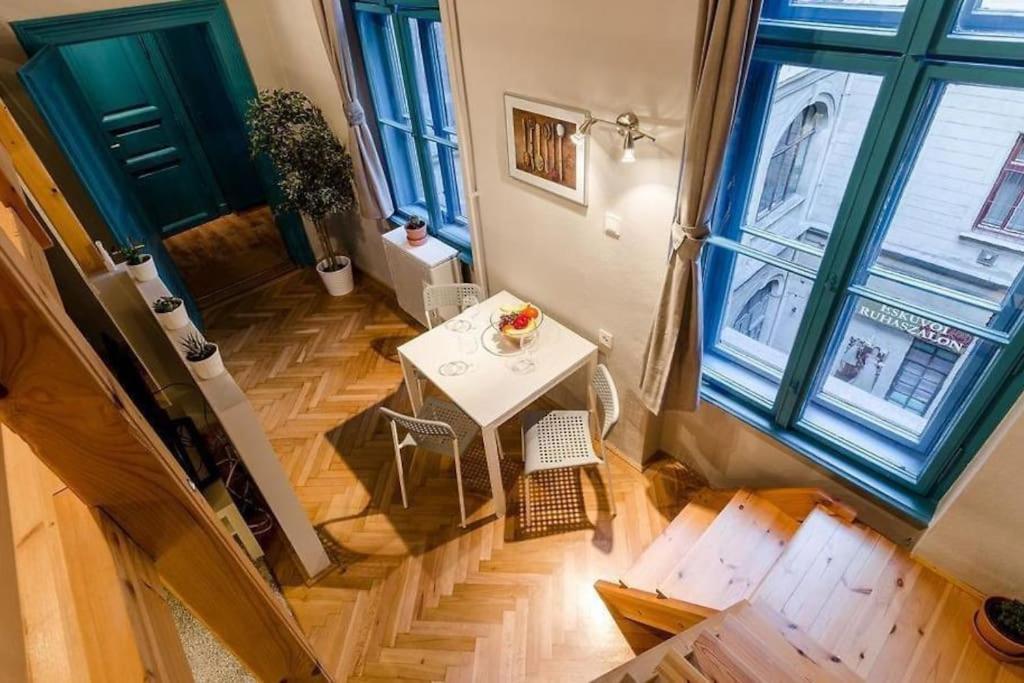Blue Lotus Apartment T50 Будапеща Екстериор снимка